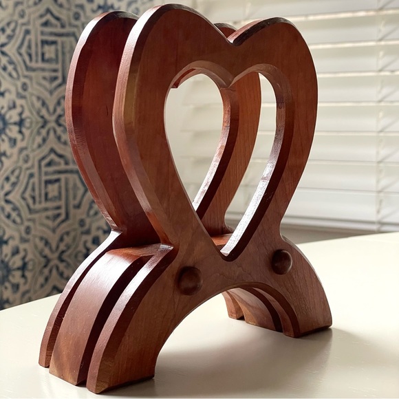 Vintage wooden heart napkin/letter holder rustic cabincore - Picture 3 of 12